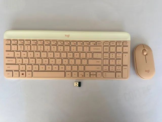 Kit Teclado e Mouse Sem Fio Logitech MK470 Slim Rosa - Usado - Foto 5