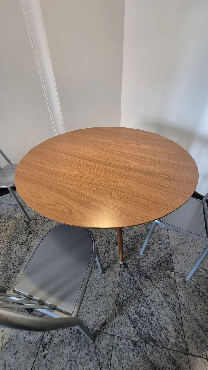 Mesa de Jantar Redonda em Madeira - Foto 2