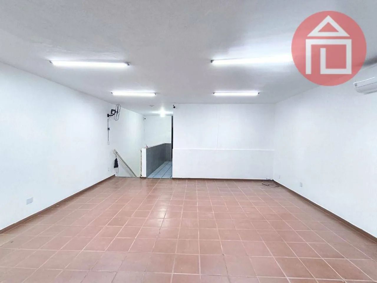 Ponto para alugar, 90 m² por R$ 2.500,00/mês - Centro - Bragança Paulista/SP - Foto 2