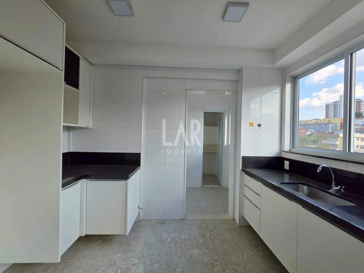 Apartamento de 2 suítes, lazer completo e excelente localização - Foto 4