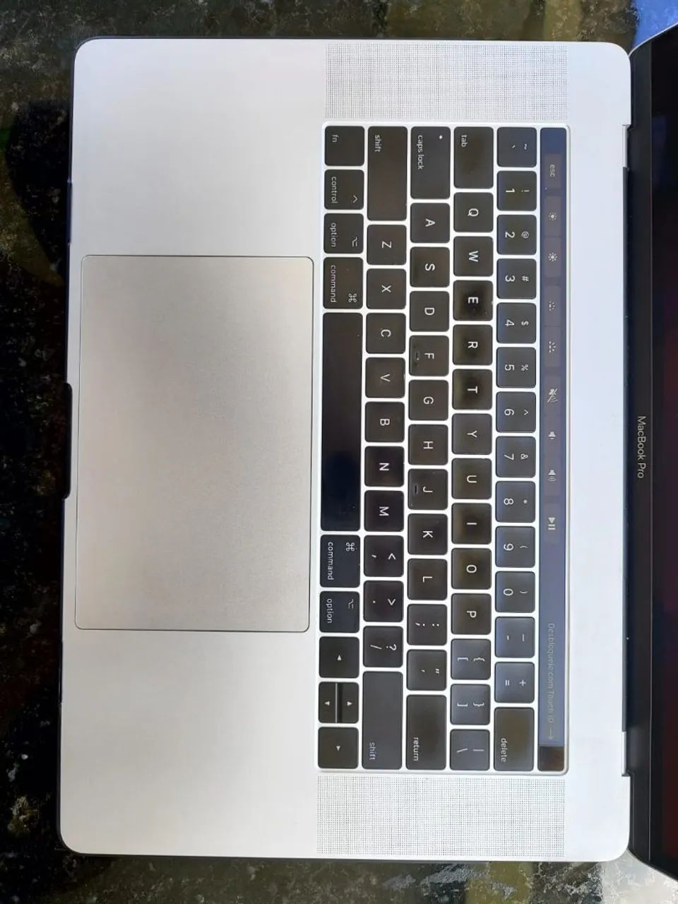 MacBook Pro 15'' Touchbar i7 - 16gb RAM - SSD 256GB