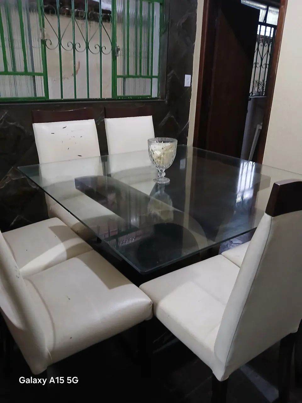 Mesa de vidro com 6 cadeiras - usado - Foto 2