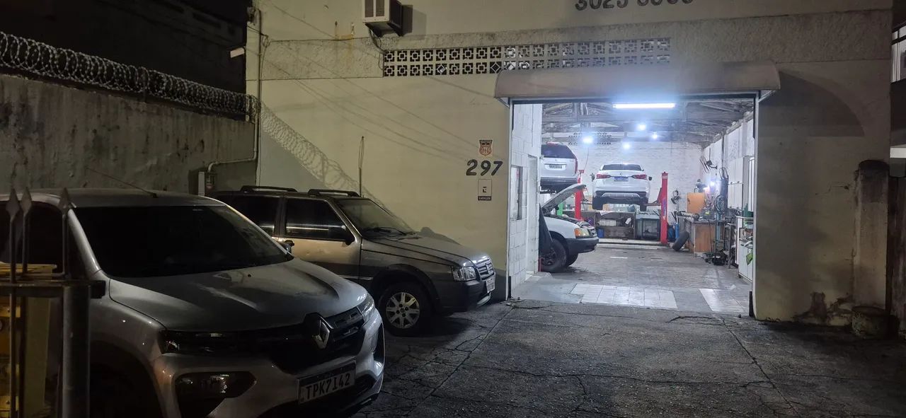Vendo Oficina Mecânica em área  nobre do Continente. R$115.000.