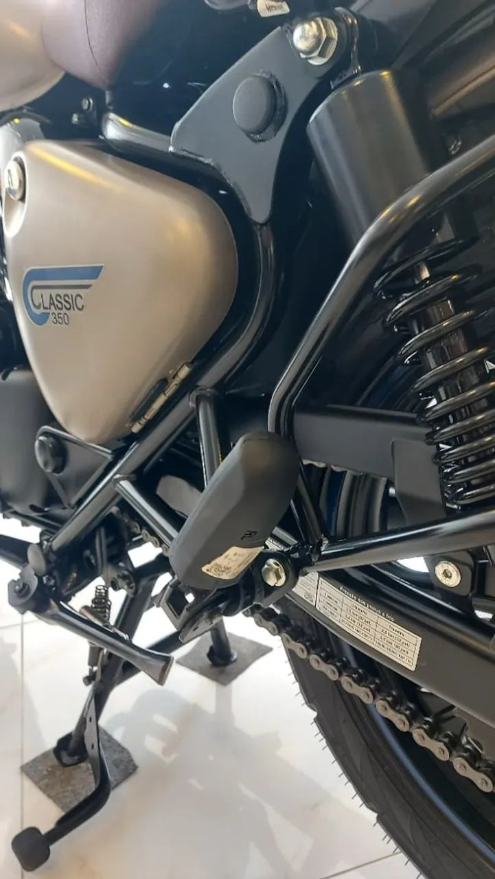 Royal Enfield Classic 350 2025 - Foto 3