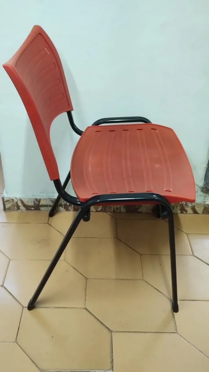 Cadeiras Iso Fixa Escola/Escritório Vermelho (*USADAS*) - Foto 3