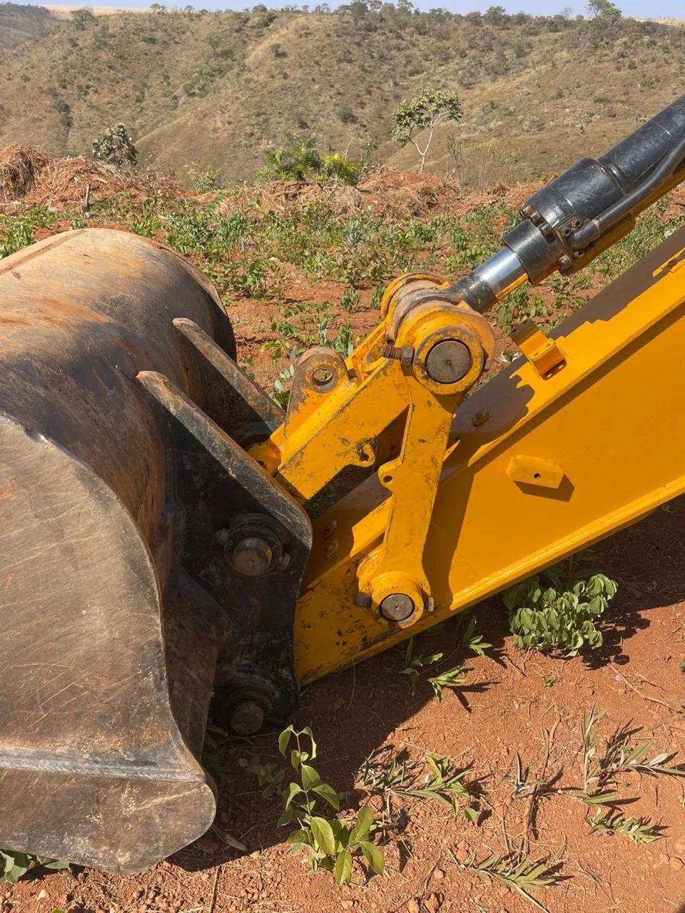 Escavadeira JCB - Foto 6