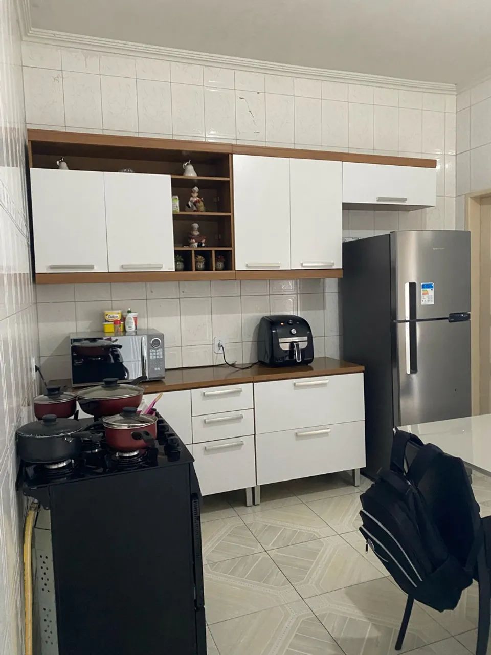 ? VENDE-SE ARMÁRIO EM PERFEITO ESTADO!  - Foto 2