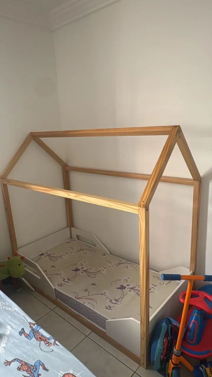 Cama montessoriana 