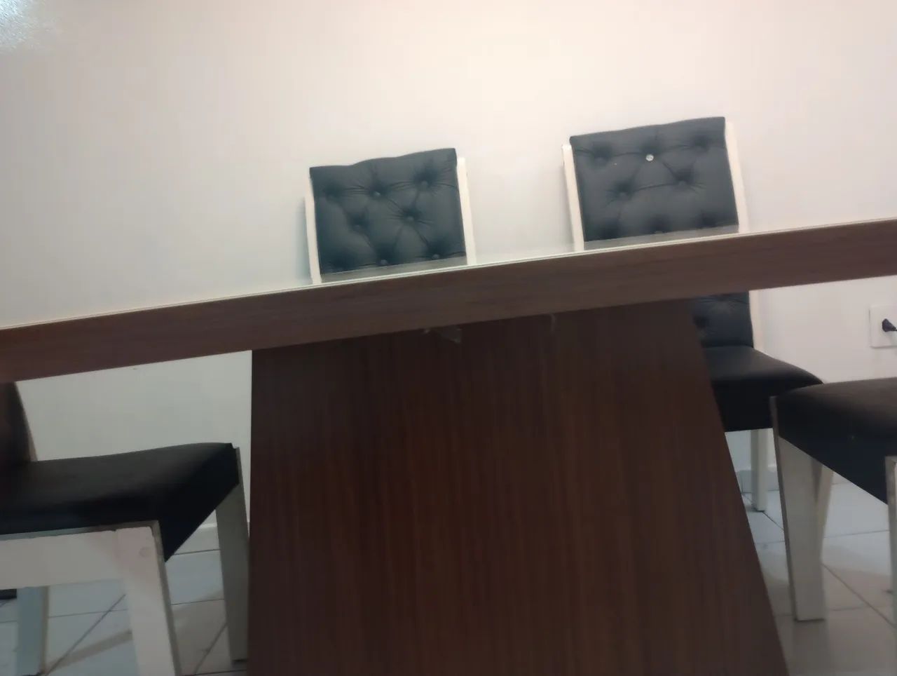 Mesa grande com 6 cadeiras  - Foto 2