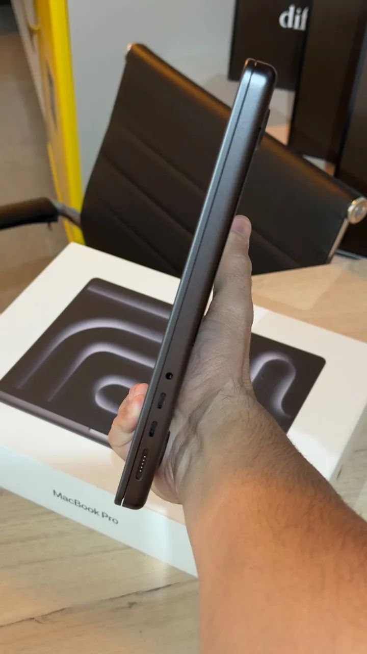 MacBook Pro M4 2024 | 16GB Ram | 512GB SSD | Bateria 100