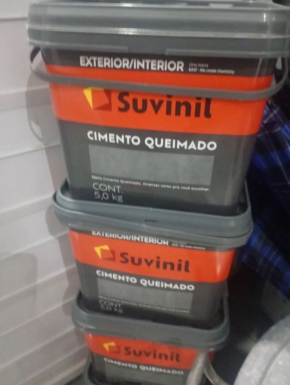 Cimento queimado dia de chuva 