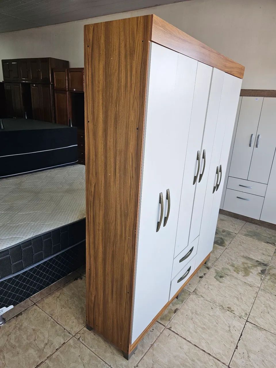 Guarda roupa conservado  - Foto 4