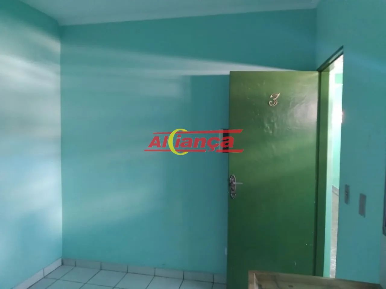 Casa com 1 Quarto para alugar, 30m² Parque Santos Dumont