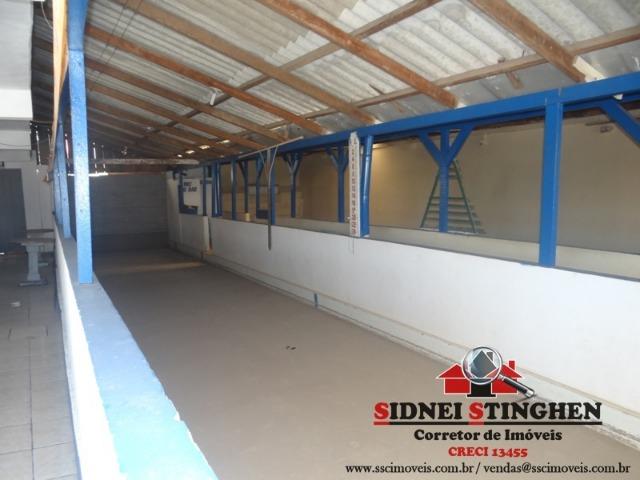 Amplo sobrado comercial e residencial na Praia! Confira - Foto 3