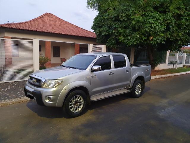 Toyota Hilux 2.7 SR Automática
