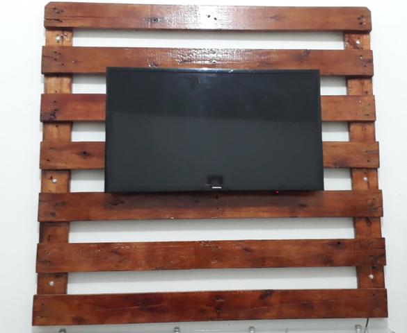 Painel para TV com suporte