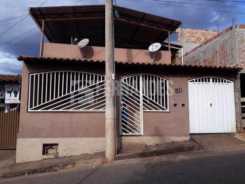 Casa à venda com 3 dormitórios em Dom silvério, Congonhas cod:101