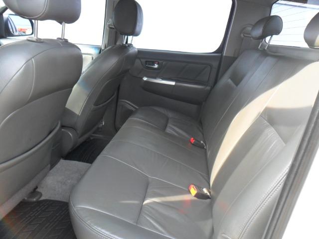 Toyota Hilux CD Srv D4-D 5 marchas 4x4 3.0 Tdi Diesel Aut - Foto 10