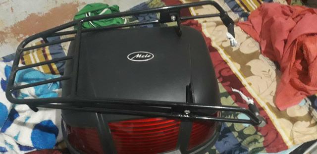 Vendo baú para moto 30L, e bagageiro de Pop 100. todos muito bem conservados! - Foto 5