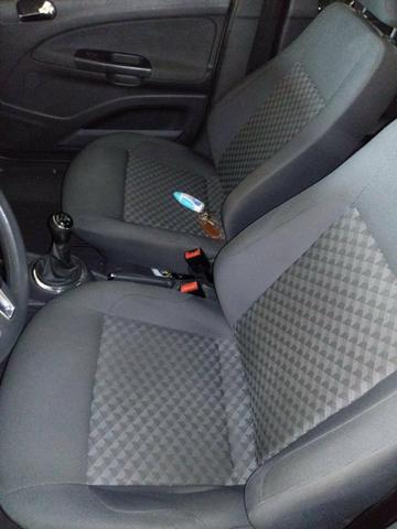 Voyage comfortline 1.6 ano 15/16 - Foto 6