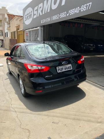 Vendo Focus Sedan S 2.0 automático abaixo da fipe. Financia 100%/ aceito imóvel e caminhão - Foto 3