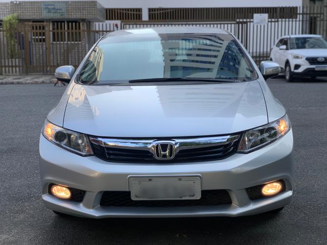 Honda Civic LXR 2.0 Aut. 2014 Único dono C/Todas as revisões feitas na concessionária