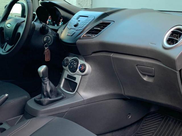 Ford New Fiesta Hatch 1.6 SE - Foto 8