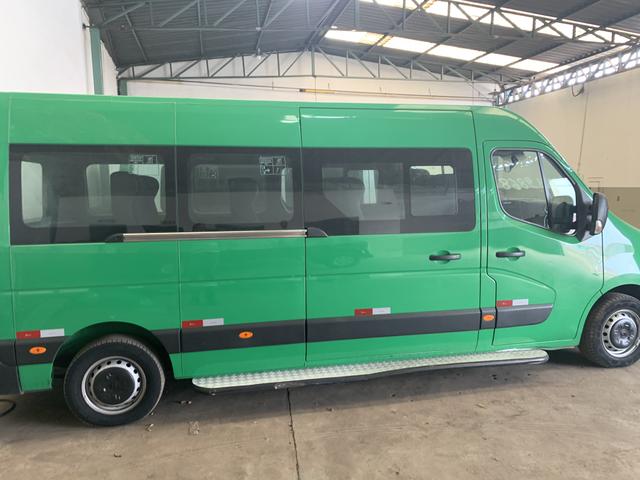 Renault Master 2.3 DCI Minibus Executiva 16L L3H2 3P 2017/2018 - Foto 6