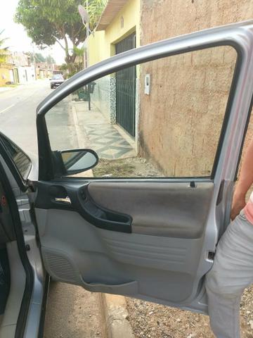 Zafira 2.0 2001 - Foto 13