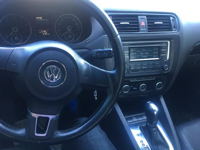 Jetta Confortline - R$ 46.500,00 - Vendo ou Troco - Auto - Com Teto - Foto 3