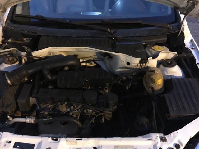 Vendo Corsa sedan MAXX 1.8 ano 2006/2006 flex - Foto 6