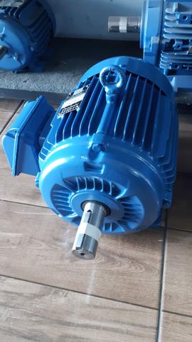 Motor elétrico Weg W22 10cv 4pólos trifásico 1720rpm. - Foto 2