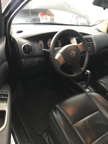 Nissan Livina 2013 baixo KM - Foto 4