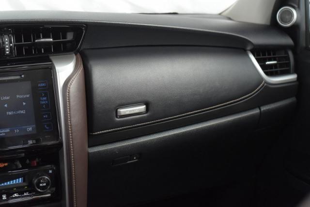 TOYOTA HILUX SW4 SRX 2.8 16V TURBO DIESEL 4X4 AUT./2017 - Foto 18