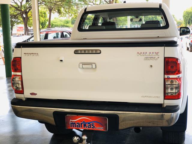 Toyota Hilux SRV Flex - Foto 6