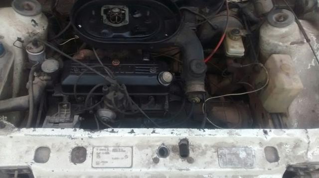 Escort 1.6 89 vendo ou troco motor zero
