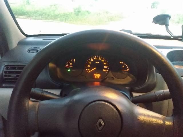 Clio 2003 1.0 8v - Foto 8
