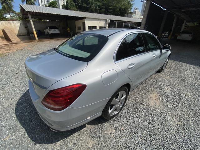Mercedes C200 - Foto 4