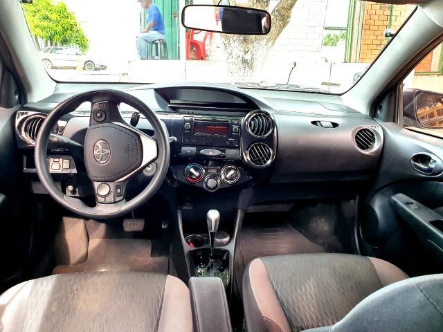 Etios Hatch XS 1.5 Atutomático 16.000 km - Foto 7