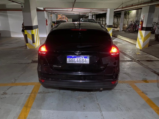 FORD FOCUS SE PLUS 2017