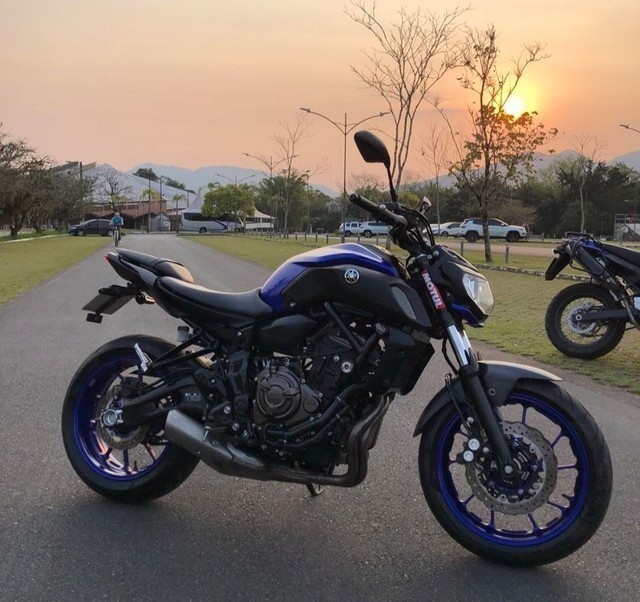 YAMAHA MT 07