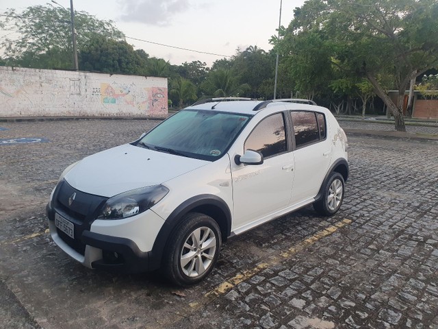 RENAULT SANDERO STEPWAY