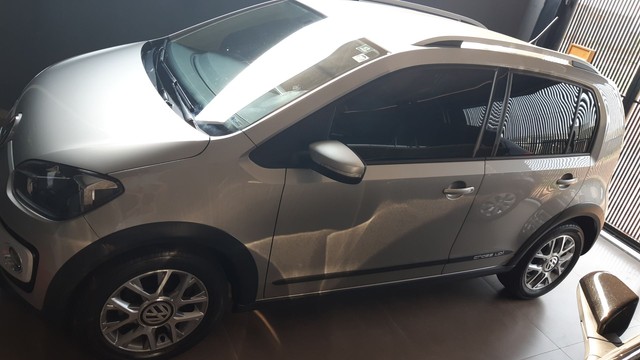 VOLKSWAGEN UP CROSS MA