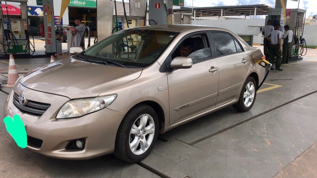 TOYOTA COROLLA XEI 2.0 FLEX 16V AUTOMÁTICO 2011 COMPLETO