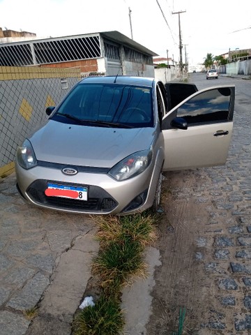 FIESTA 1.6 COMPLETO