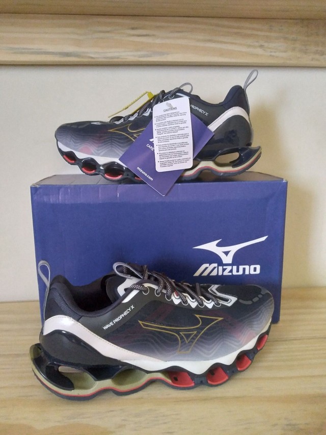 mizuno prophecy x caixa