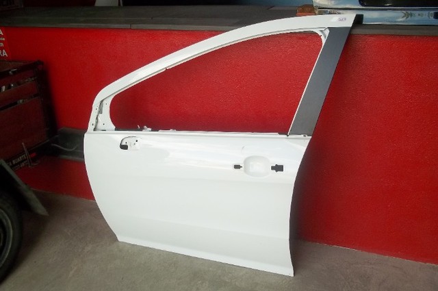 Porta Dianteira Esquerda Peugeot 308 2014 - Foto 2