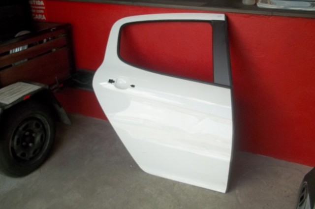 Porta Traseira Direita Peugeot 308 2014 - Foto 3