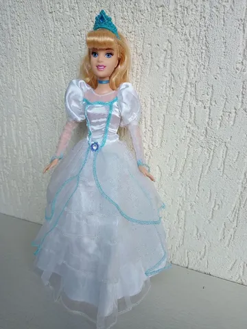 Escola de princesas barbie  +20 anúncios na OLX Brasil