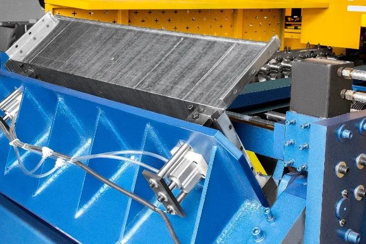 MÁQUINA FABRICAÇÃO DUTOS TDC COMPACTA VENTILACAO EXAUSTAO - Foto 4